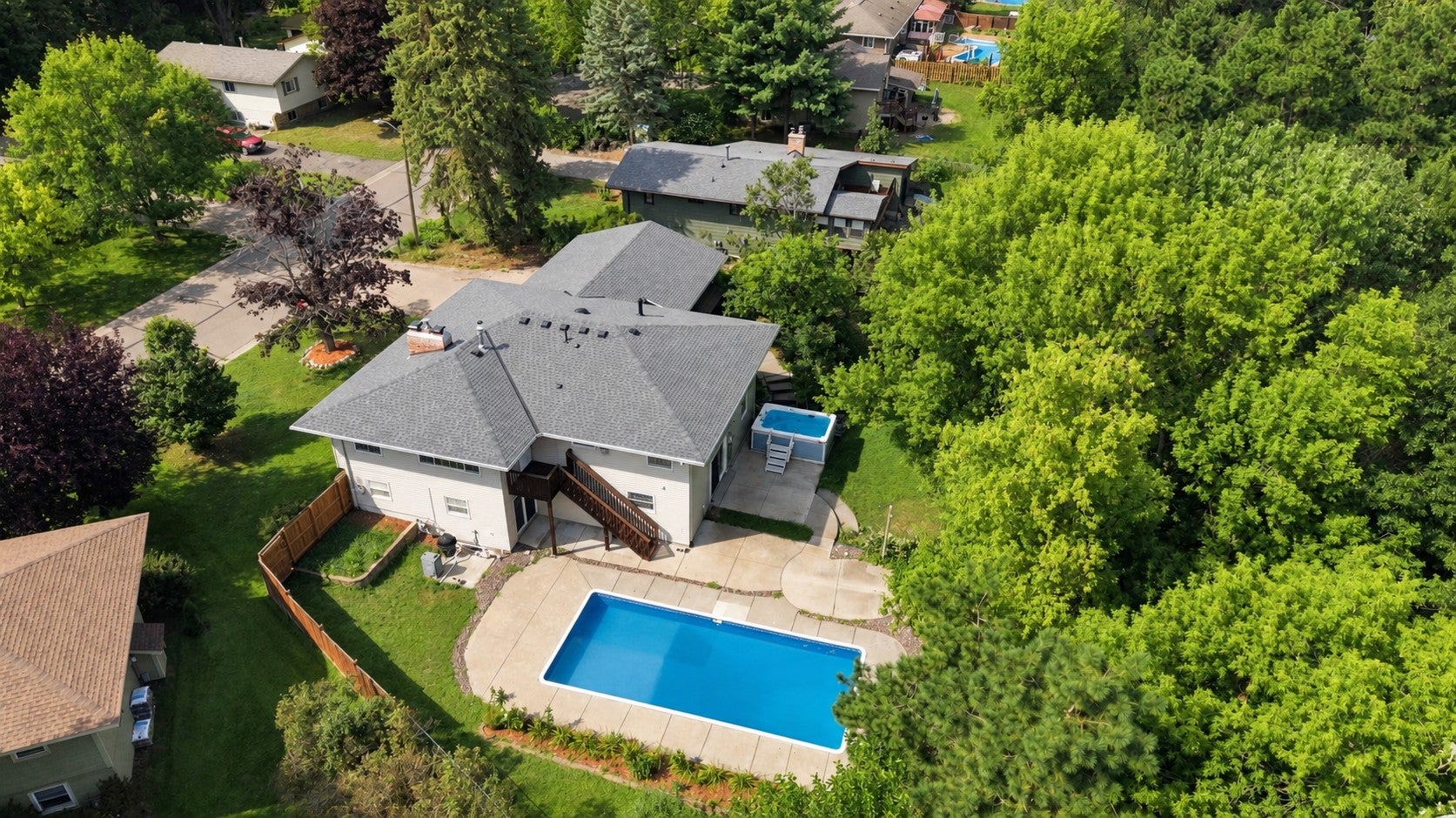4340 Rustic Place
