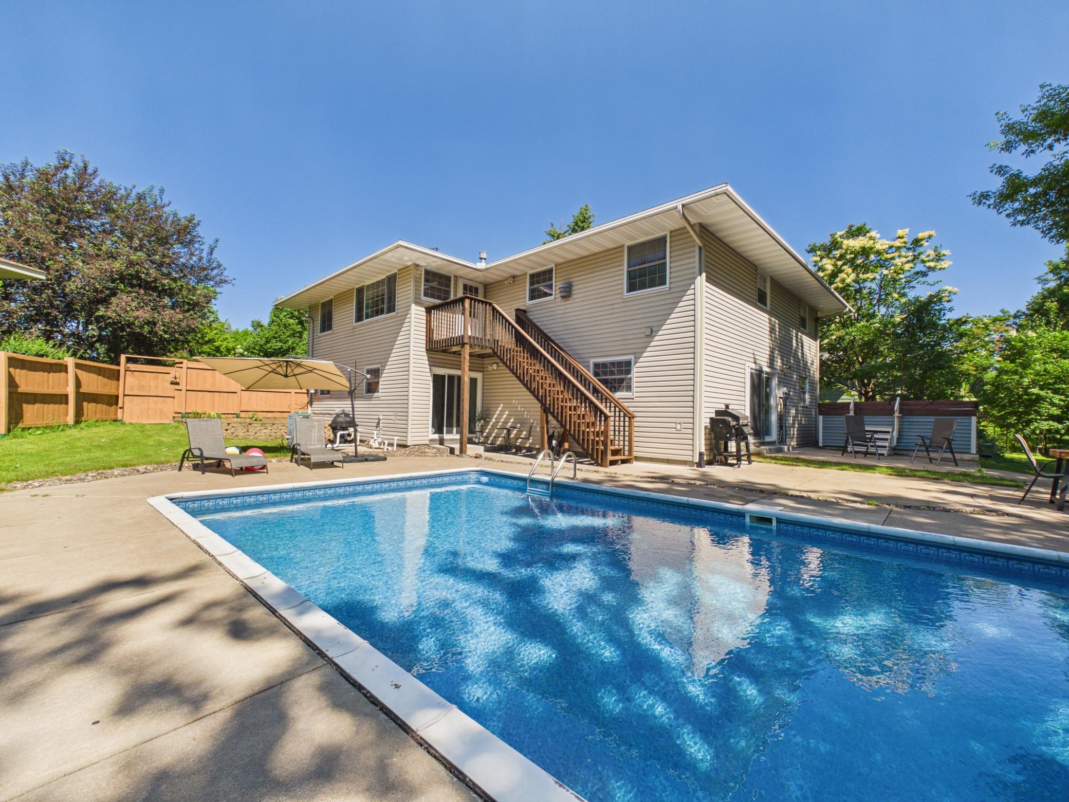 4340 Rustic Place