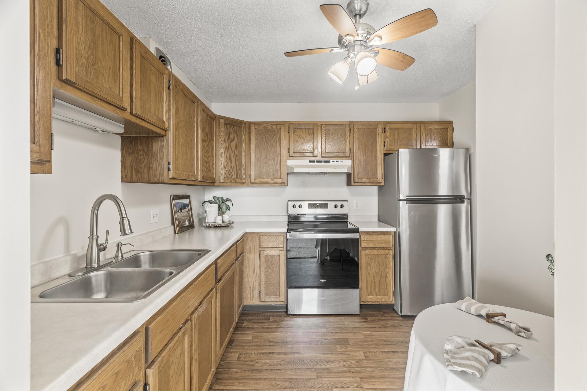 6615 Lake Shore Drive S 515