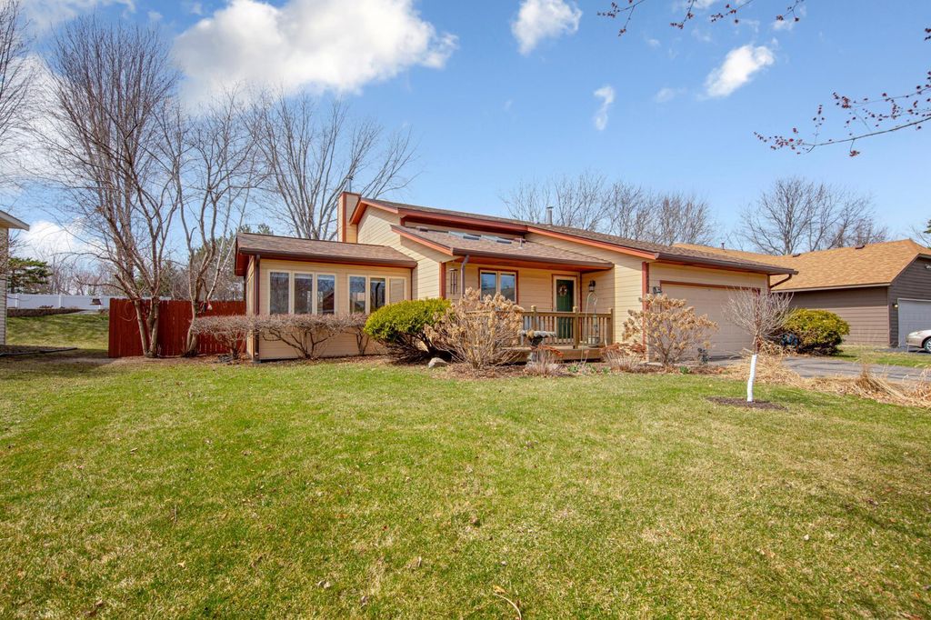 Photo of 14837 Crestview Avenue W, Rosemount, MN 55068 (MLS # 7052199)