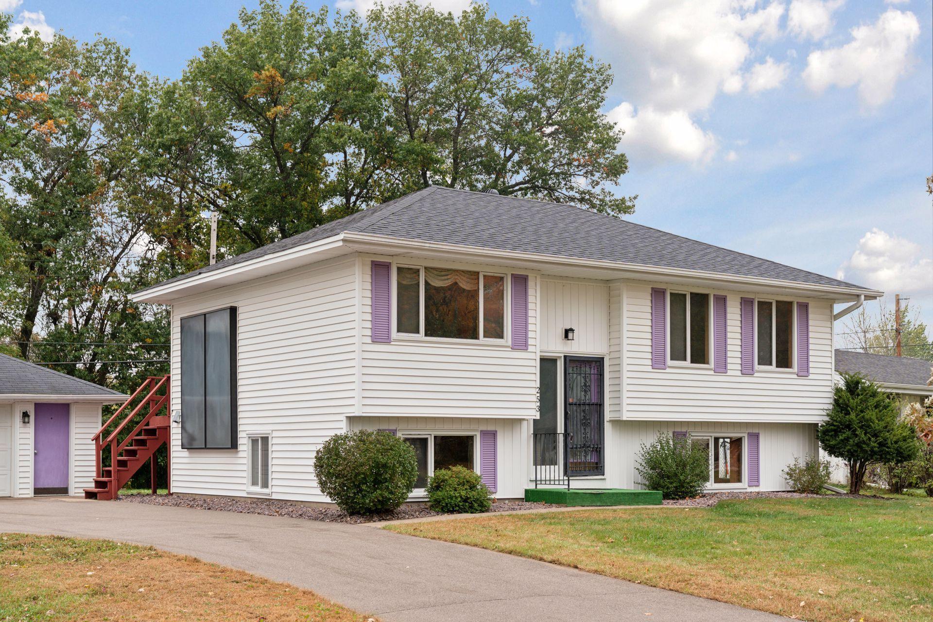 253 Stardust Boulevard