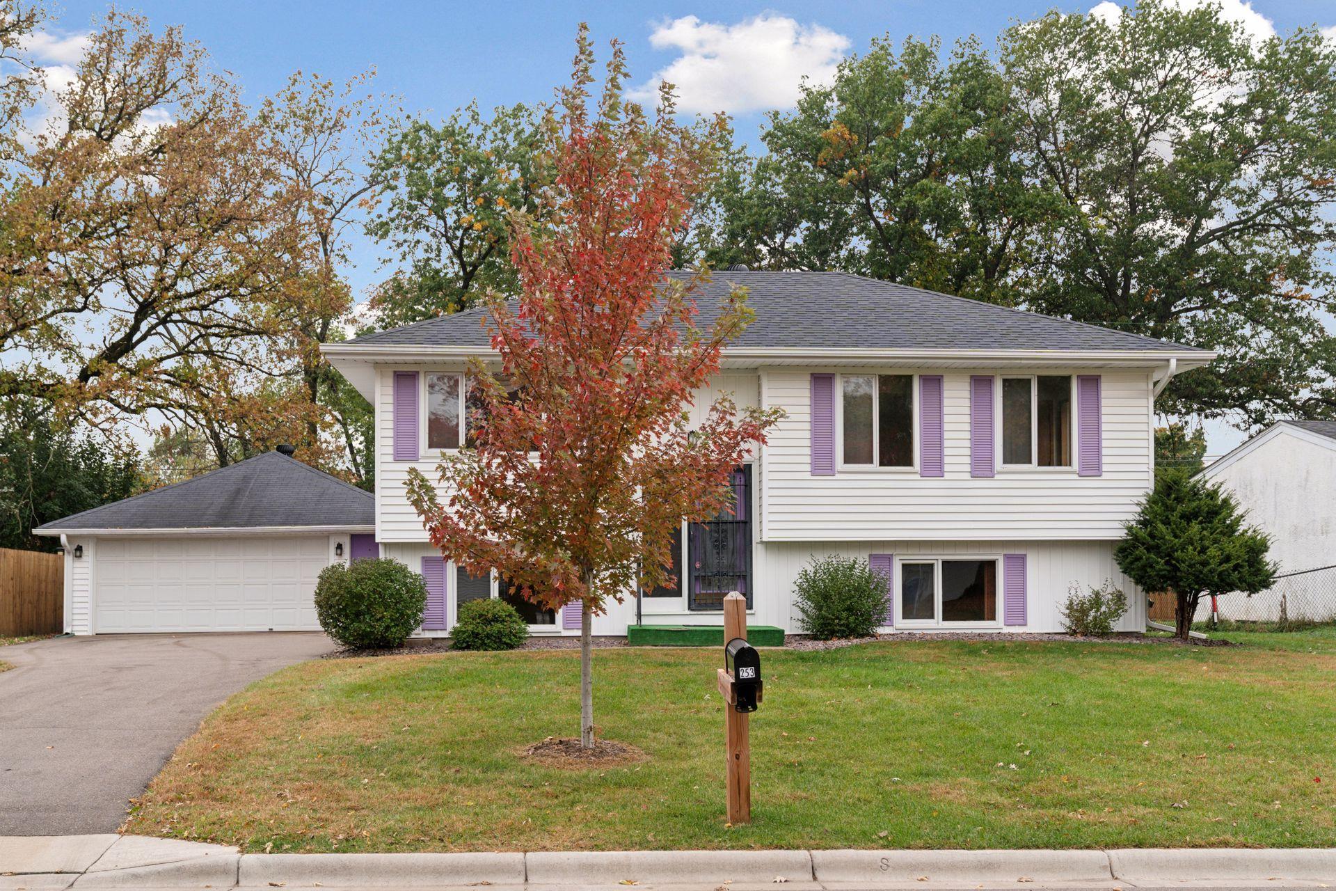 253 Stardust Boulevard