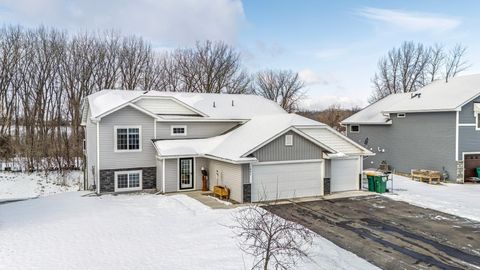 1647 Hidden Trail Mayer MN 55360