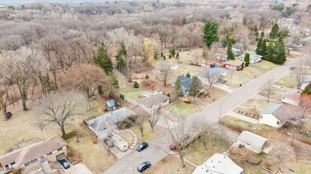 Photo of 770 Parker Avenue, Roseville, MN 55113 (MLS # 7042898)