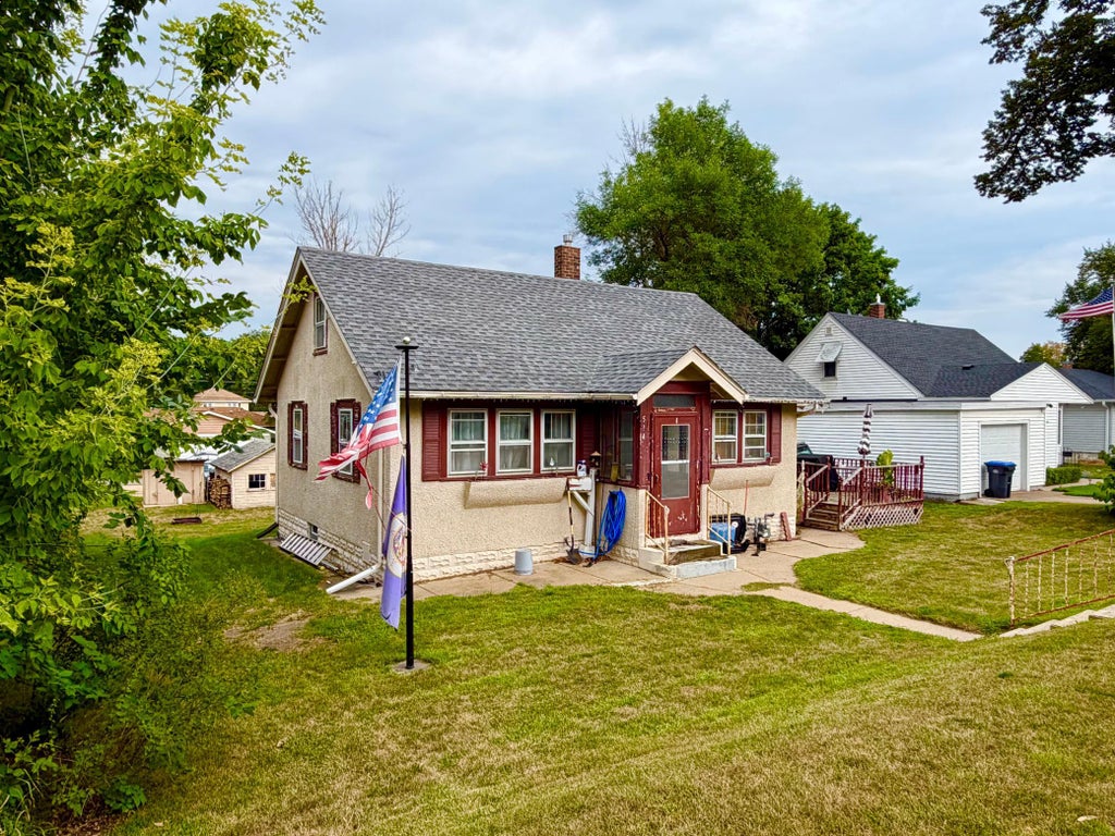 Photo of 514 State Street E, Cannon Falls, MN 55009 (MLS # 7131123)