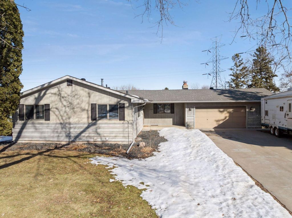 Photo of 11441 Galtier Drive, Burnsville, MN 55337 (MLS # 7018778)