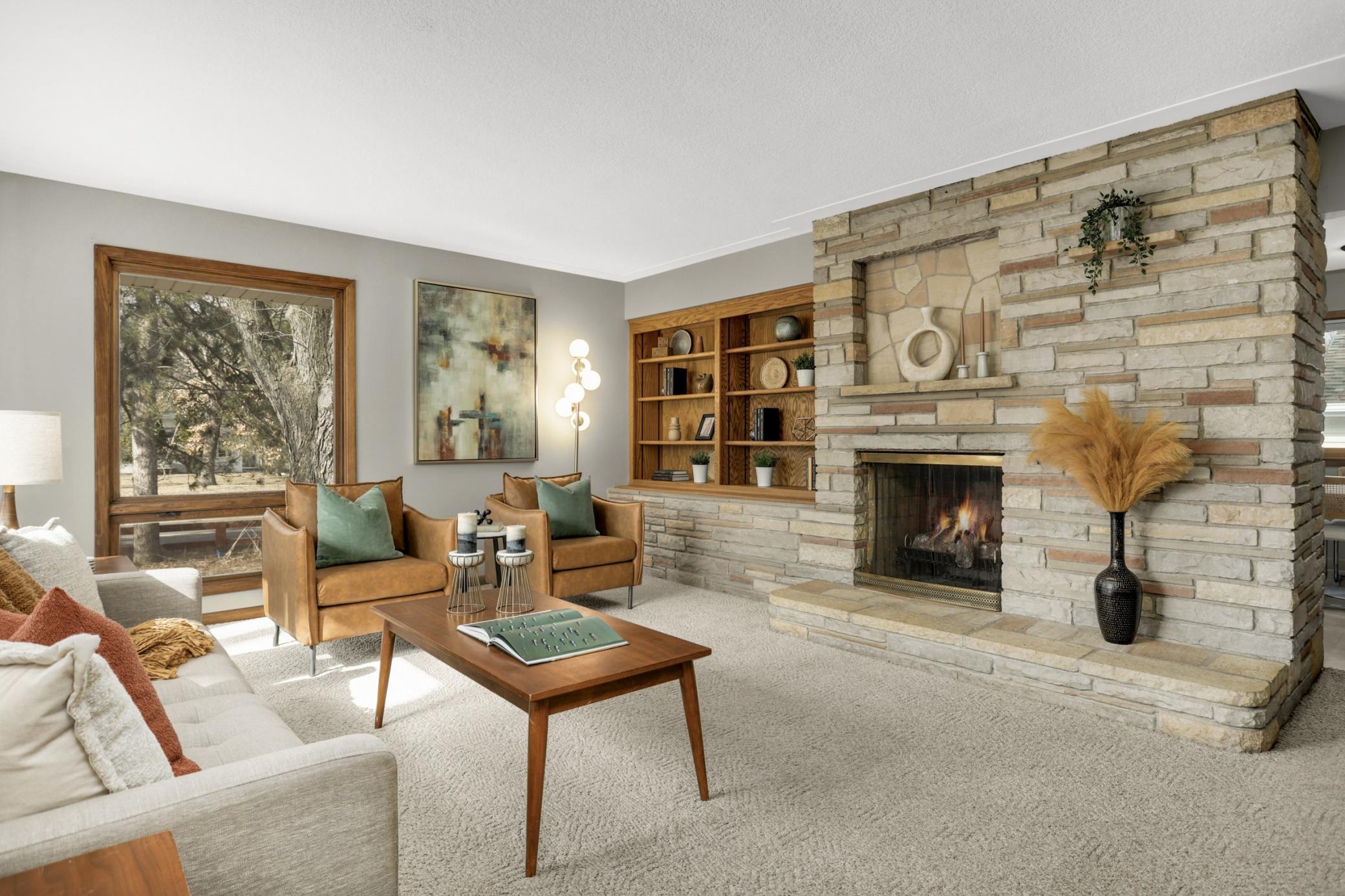 1811 Stanbridge Avenue