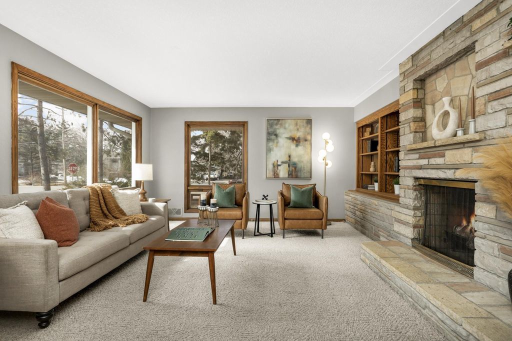 Photo of 1811 Stanbridge Avenue, Roseville, MN 55113 (MLS # 7009725)