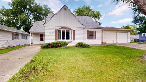 Photo of 1314 Dunham Street, Albert Lea, MN 56007 (MLS # 6750486)