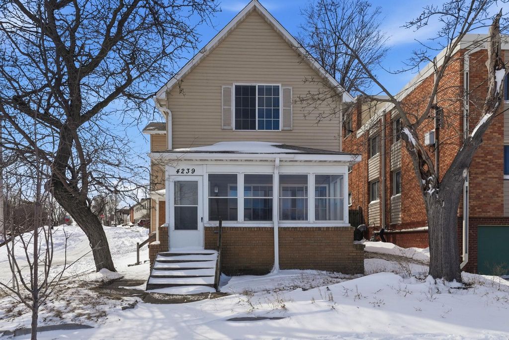 Photo of Minneapolis, MN 55412 (MLS # 7031123)