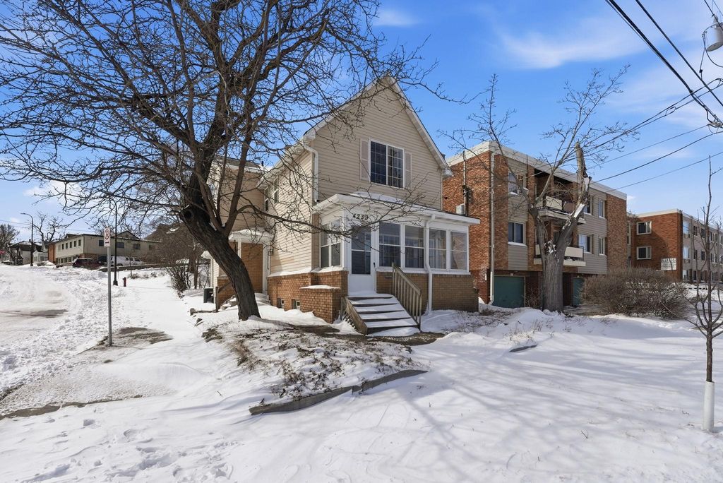 Photo of Minneapolis, MN 55412 (MLS # 7031123)