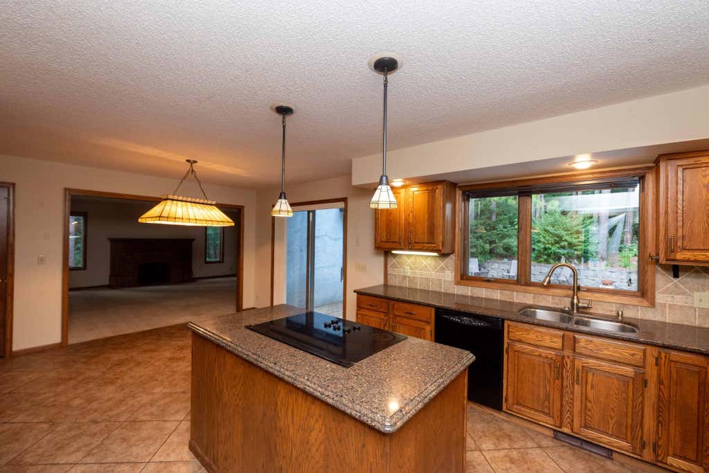 Photo of 1820 Interlachen Alcove, Woodbury, MN 55125 (MLS # 7111370)