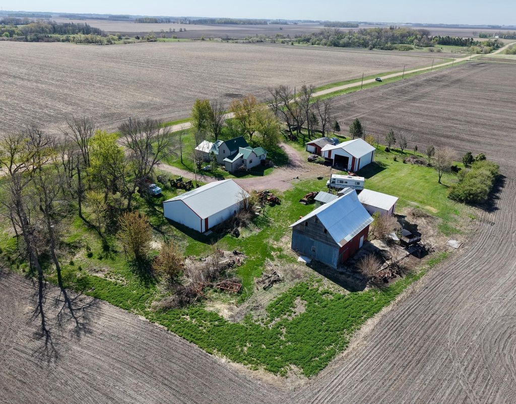 Photo of 27707 330th Avenue, Westbrook, MN 56183 (MLS # 7069881)