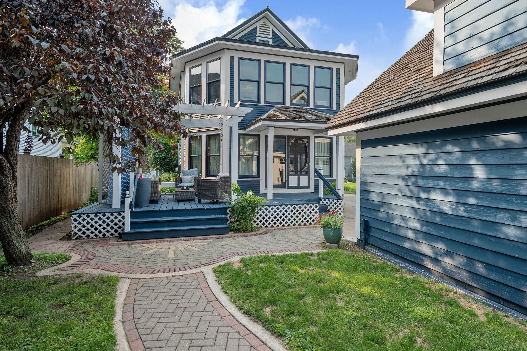 310 Ryan Avenue