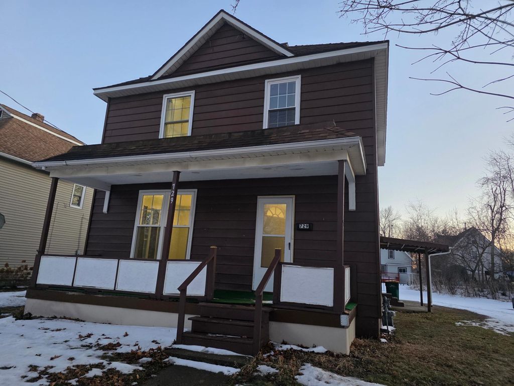 Photo of 729 W Fountain Street, Albert Lea, MN 56007 (MLS # 7007301)