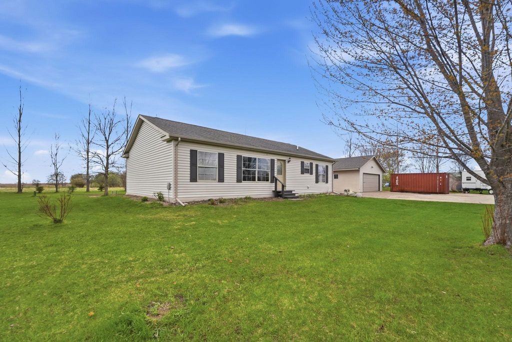 Photo of 7405 160th Street, Milaca, MN 56353 (MLS # 7063222)