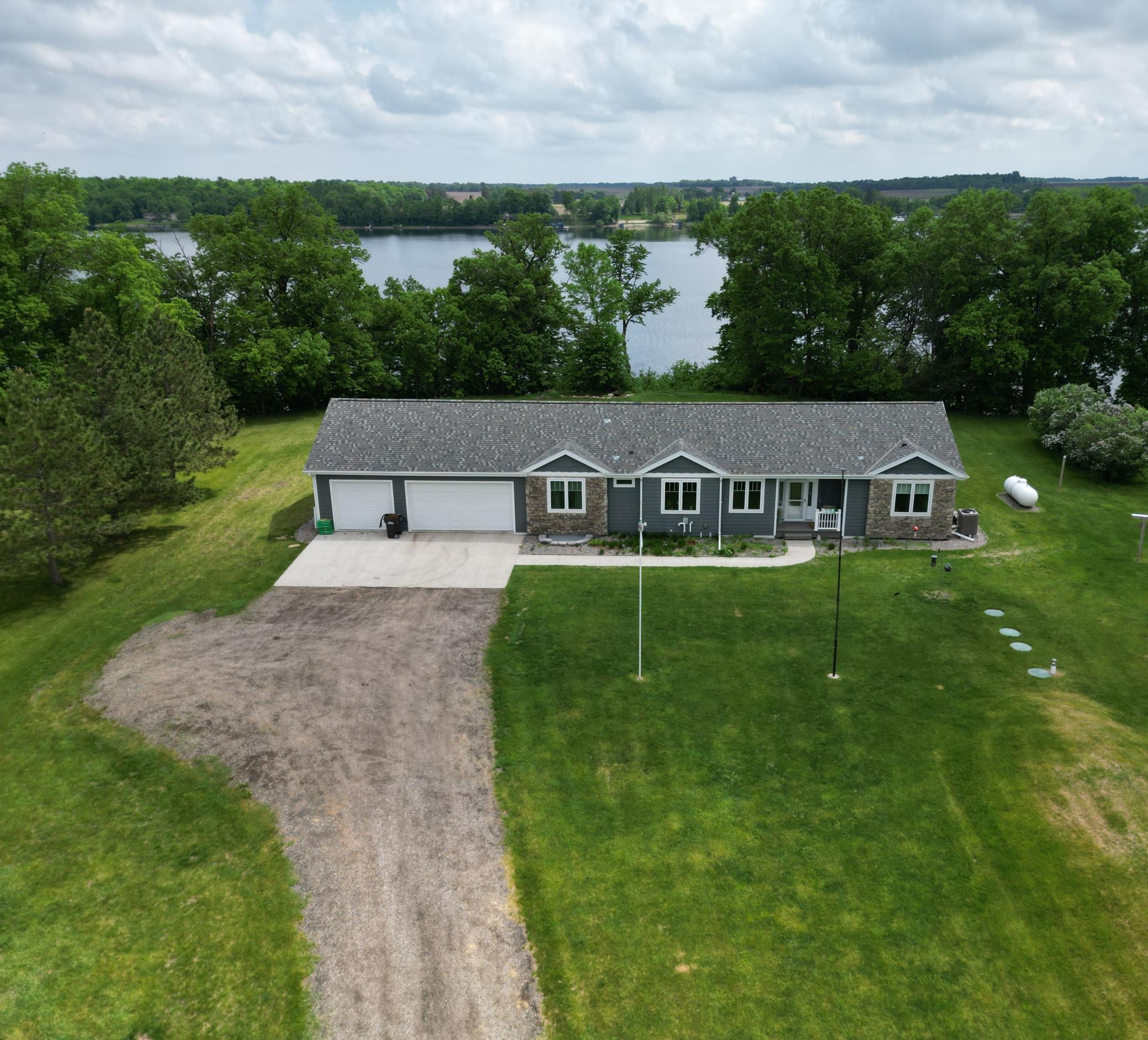 36074 Long Shore Trail