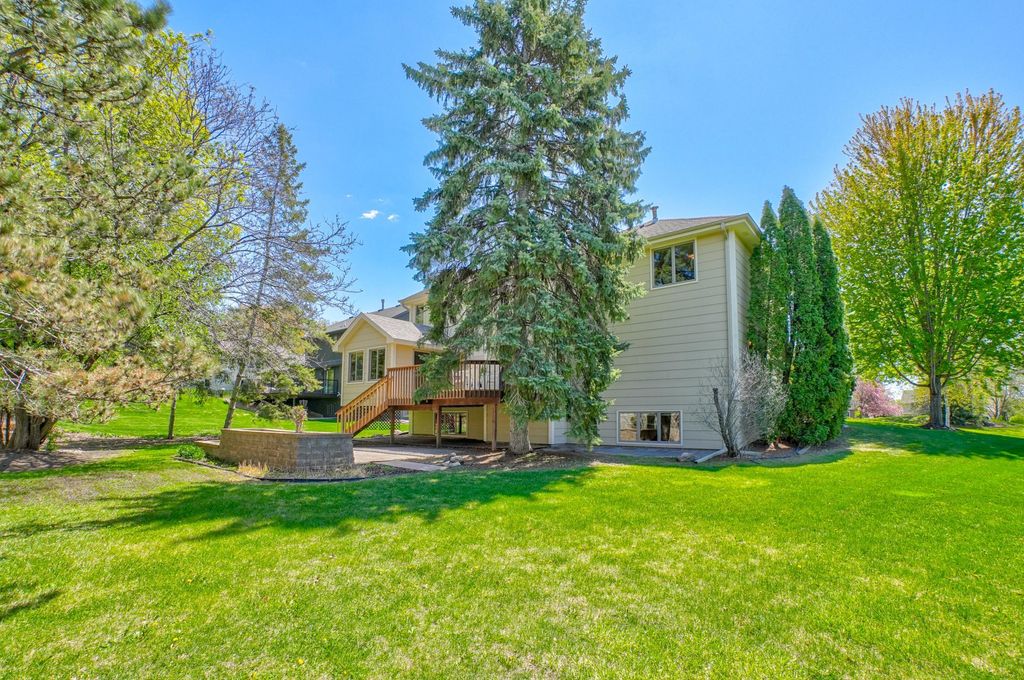 Photo of 1501 Royal Lane, Arden Hills, MN 55112 (MLS # 7046692)