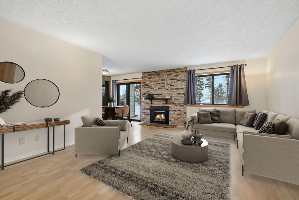 Photo of 7290 Vista Court, Eden Prairie, MN 55346 (MLS # 7012319)