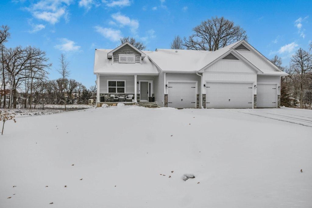 Photo of 4537 205th Lane NW, Oak Grove, MN 55303 (MLS # 6821253)