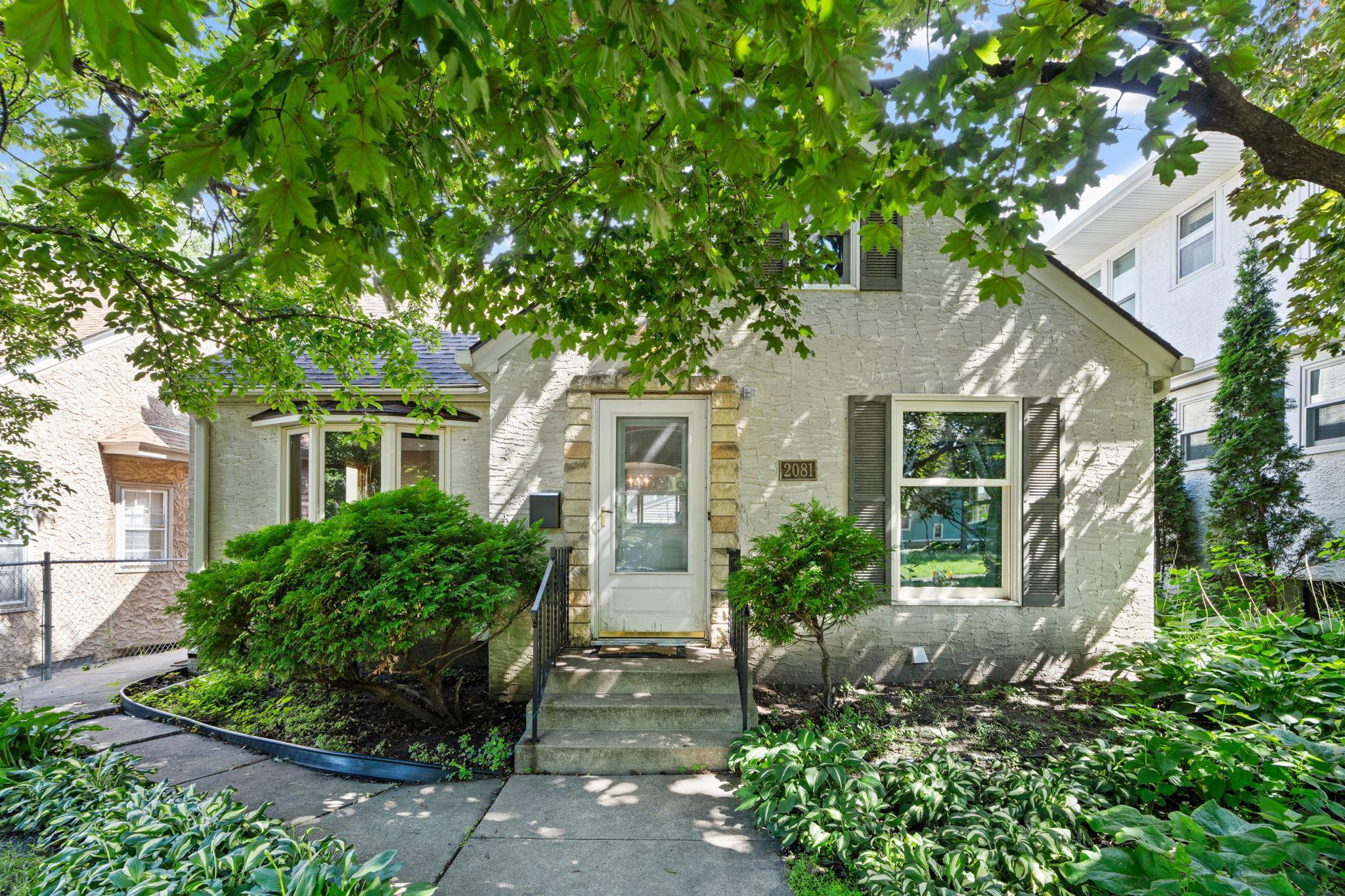 2081 Jefferson Avenue