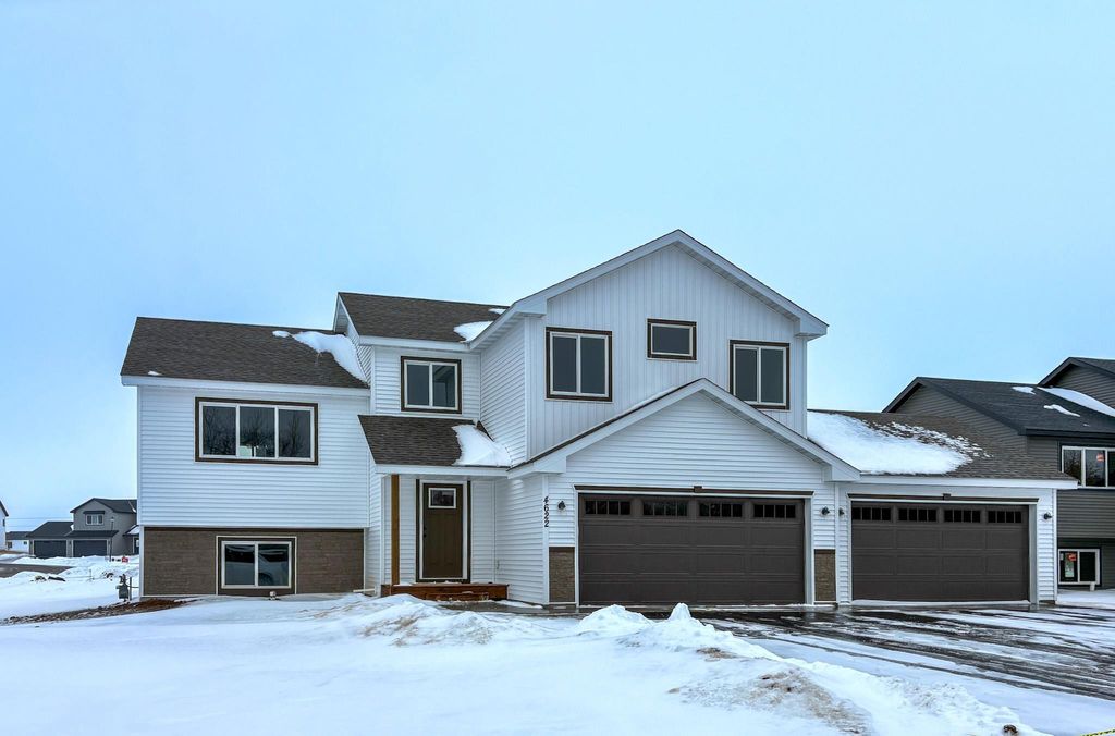 Photo of 4622 9th Street NE, Saint Cloud, MN 56304 (MLS # 7006186)