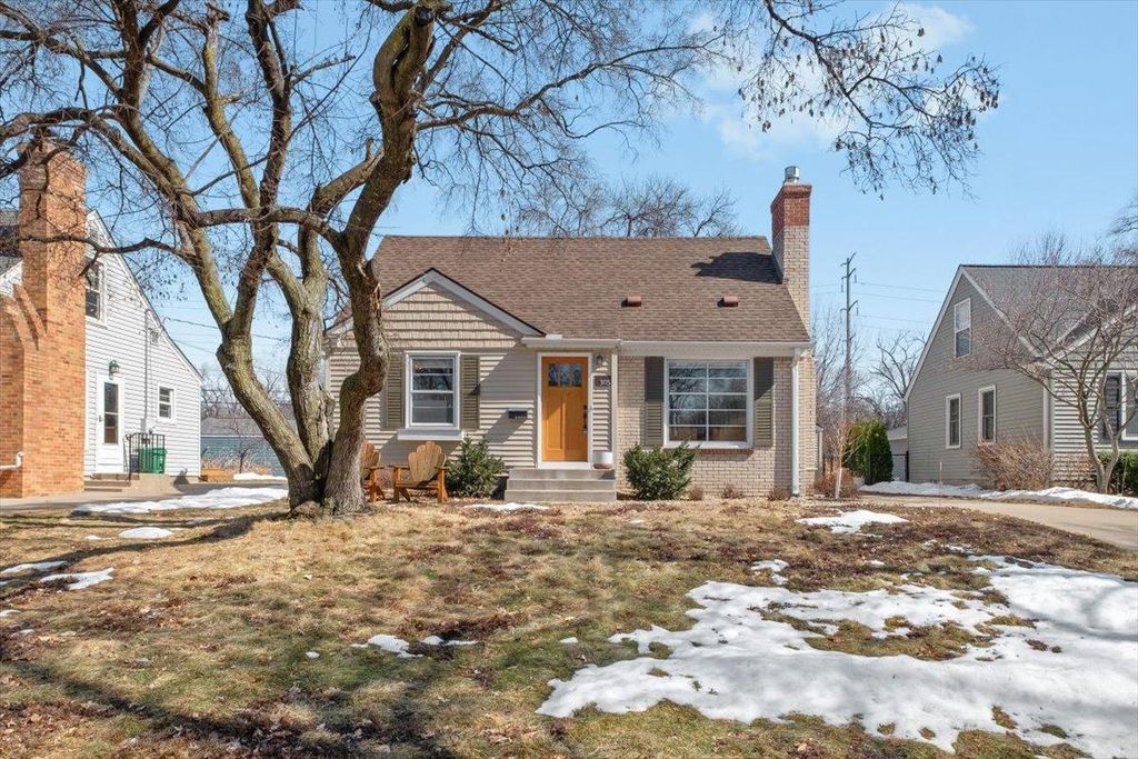 Photo of 3115 Colorado Avenue S, Saint Louis Park, MN 55416 (MLS # 7008437)