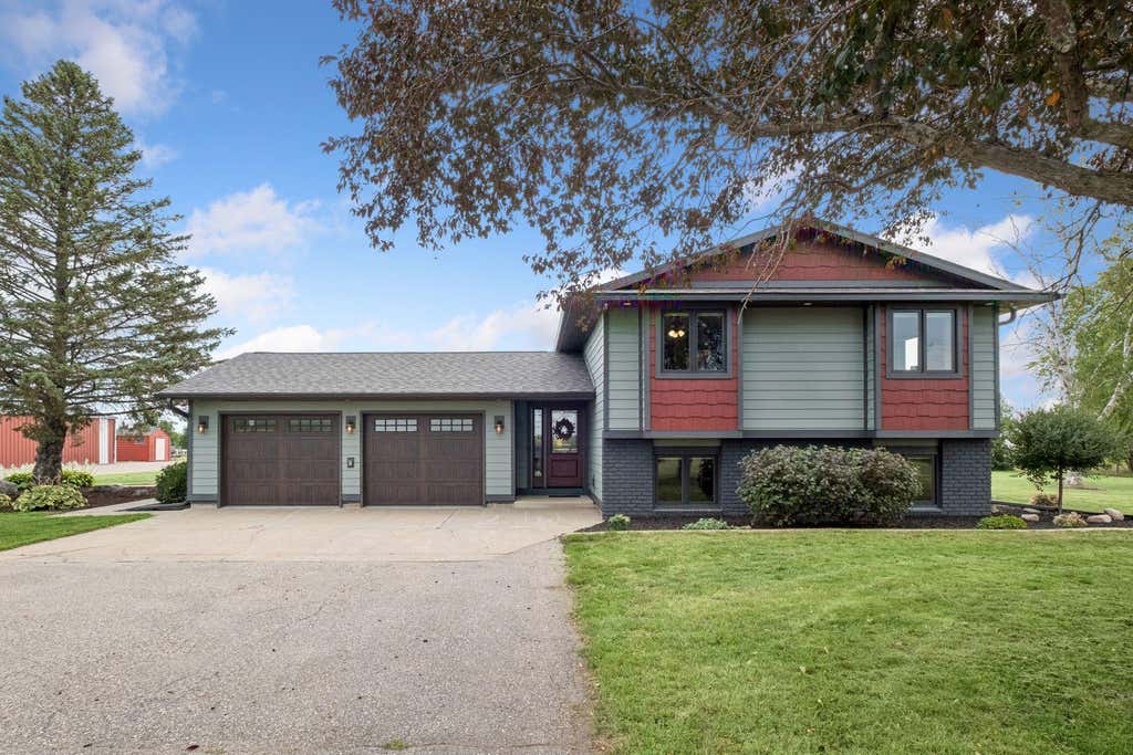Photo of 21560 Blaine Avenue, Farmington, MN 55024 (MLS # 7119768)