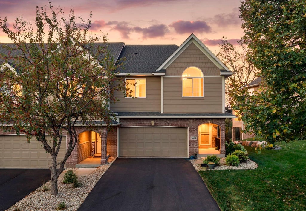 Photo of 2526 Waterfall Way NW, Prior Lake, MN 55372 (MLS # 7161687)