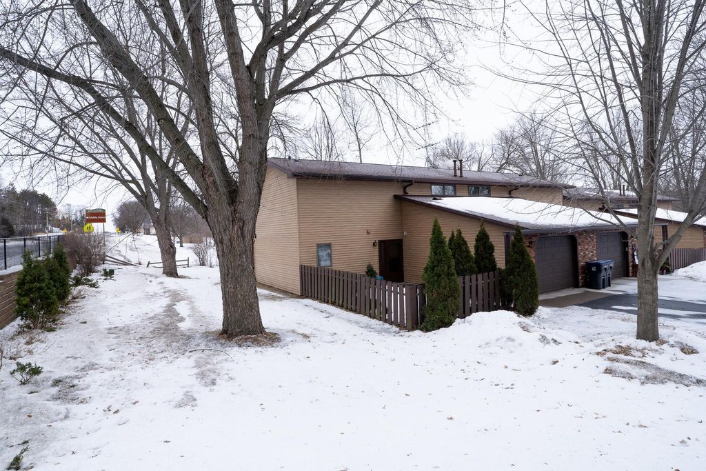 Photo of 434 E 11th Street #L, New Richmond, WI 54017 (MLS # 7008211)