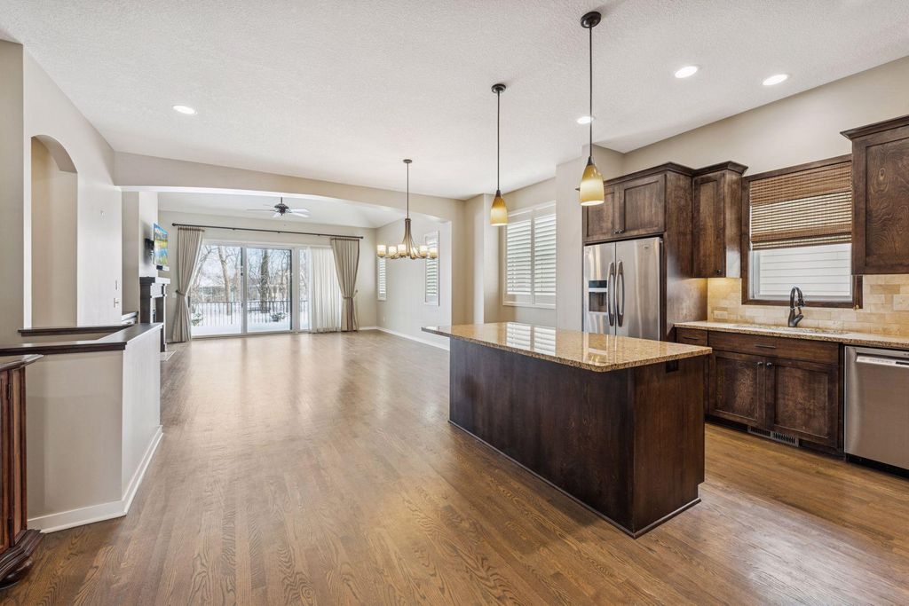 Photo of 25 Riley Ridge, Chanhassen, MN 55317 (MLS # 7007014)