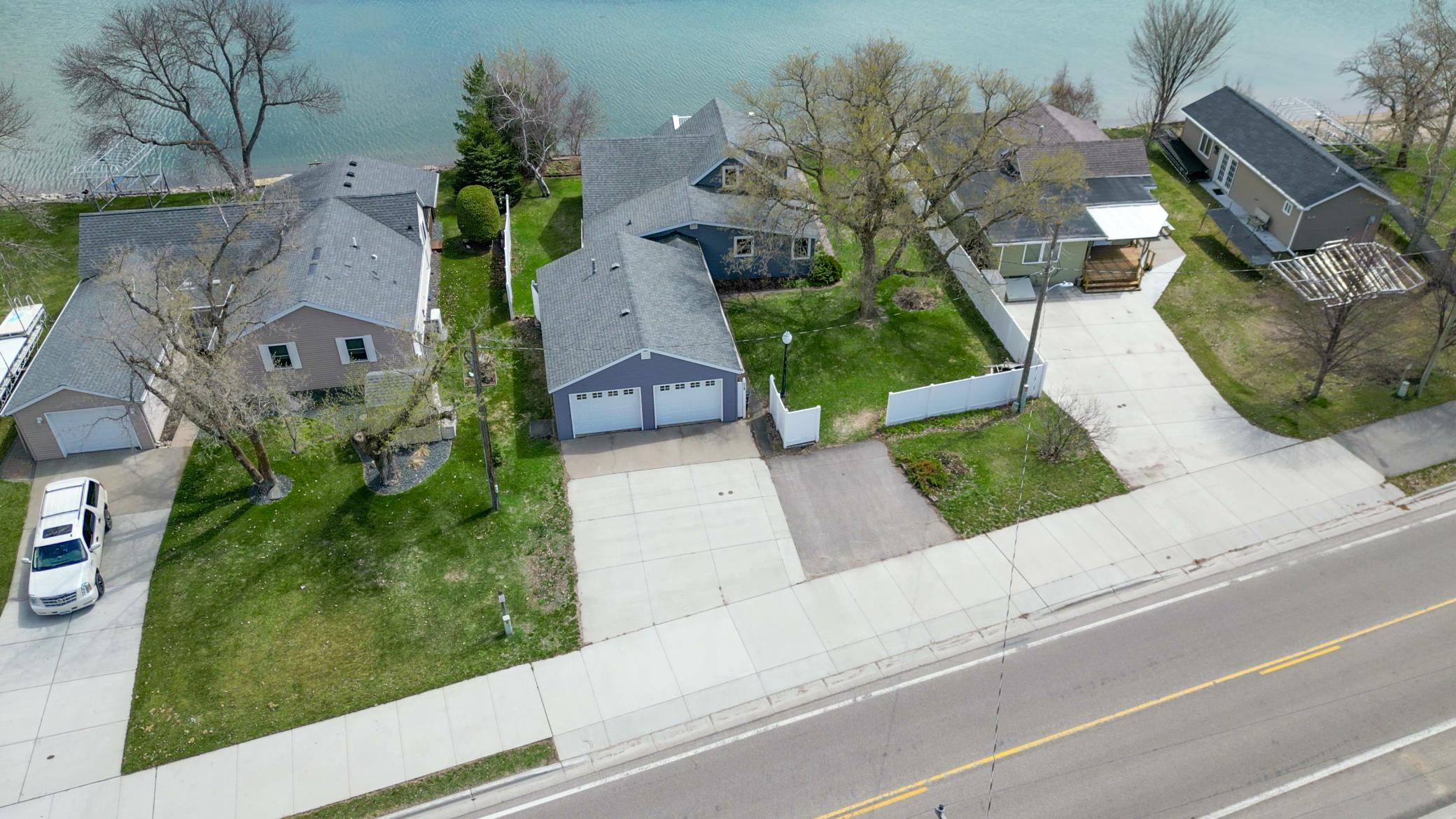 804 Lake Shore Drive