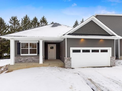 7739 Adler Trail Inver Grove Heights MN 55077