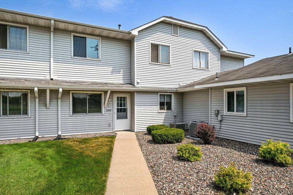 Photo of 11124 Drake Street NW, Coon Rapids, MN 55433 (MLS # 7122629)