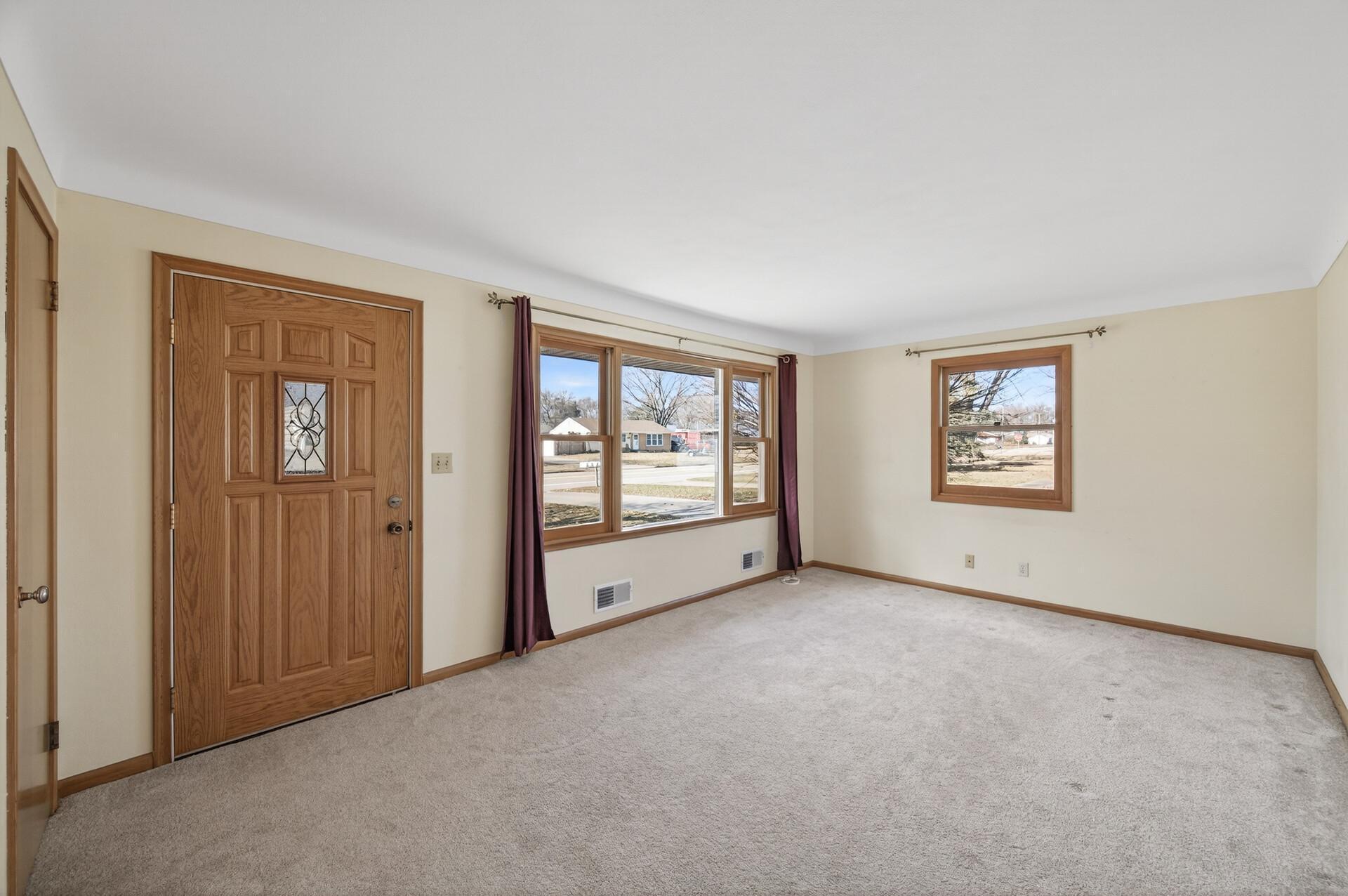 3810 Mcknight Road N