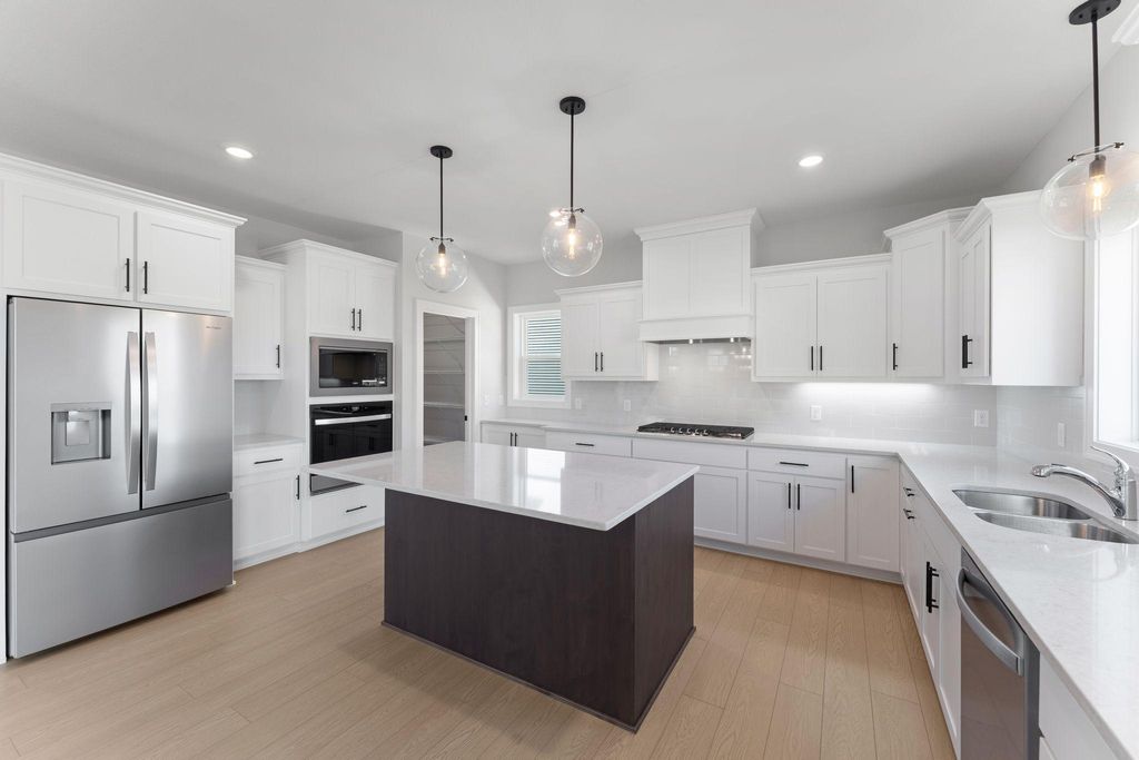 Photo of 5337 177th Street W, Lakeville, MN 55044 (MLS # 7035161)