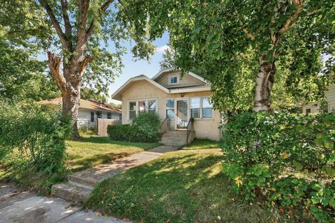 834 Iroquois Avenue Saint Paul MN 55119