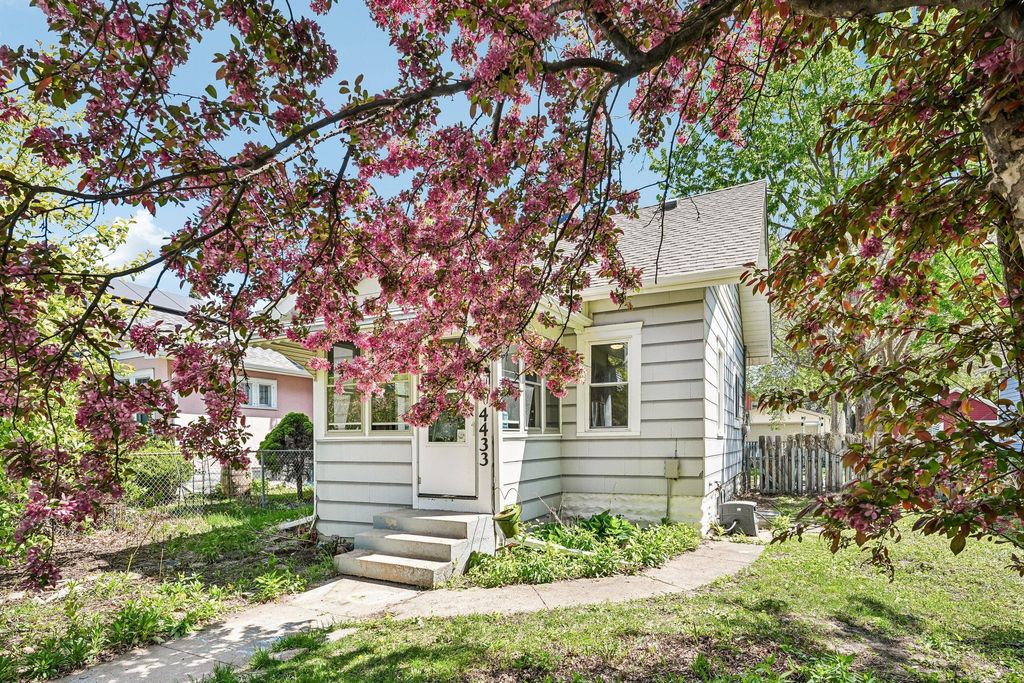 Photo of 4433 43rd Avenue S, Minneapolis, MN 55406 (MLS # 7069452)