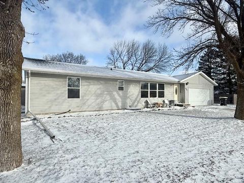 Photo of 605 E Cook Street, Redwood Falls, MN 56283 (MLS # 6821552)