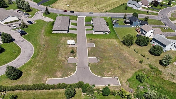 415 4TH AVE SE, SAINT JOSEPH, MN 56374 - Image 381e5fd9c2d86aa3555e09701407fd8d/1045781126