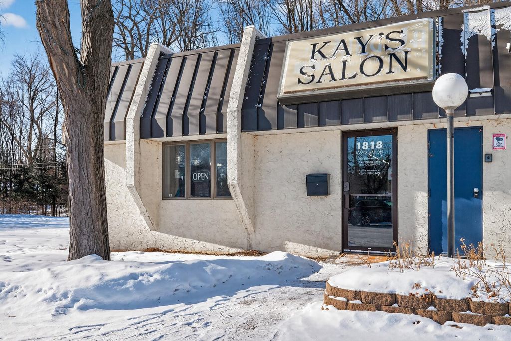 Photo of 1818 Coon Rapids Boulevard NW, Coon Rapids, MN 55433 (MLS # 7012479)