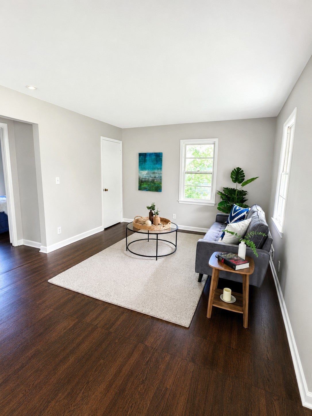 121 Roselawn Avenue E