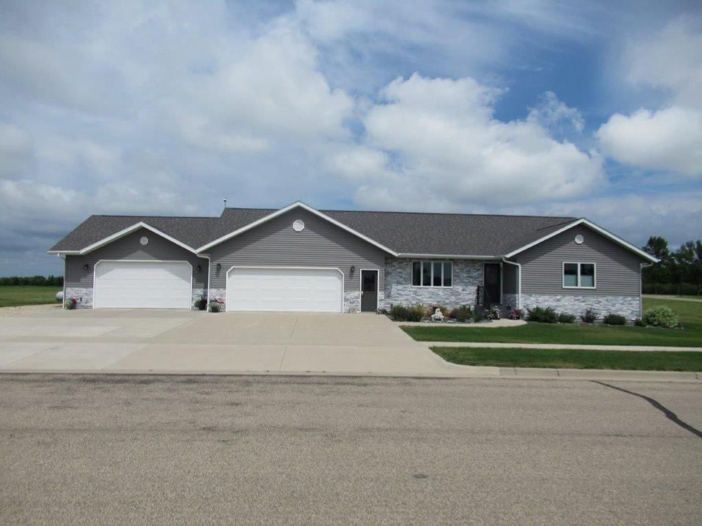 Photo of 510 Hill Crest Street, Edgerton, MN 56128 (MLS # 6579906)
