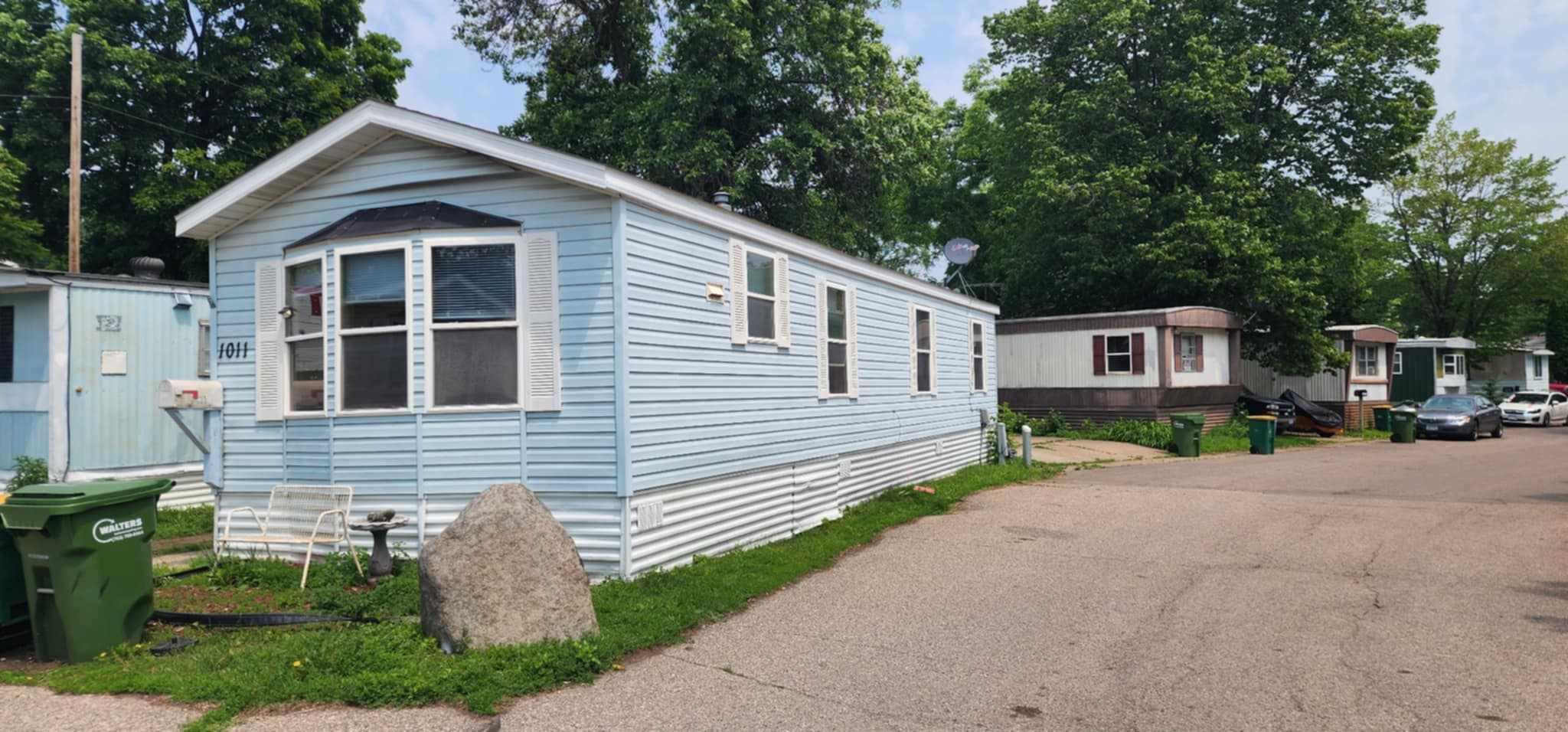 4550 Central Avenue NE 1011