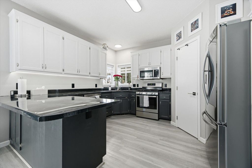 Photo of 13995 W Virginia Avenue, Savage, MN 55378 (MLS # 7012640)