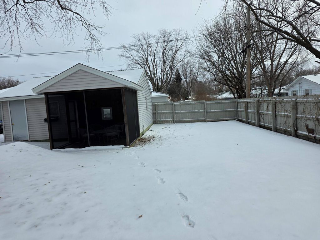Photo of 8401 32nd Avenue N, Crystal, MN 55427 (MLS # 7010114)