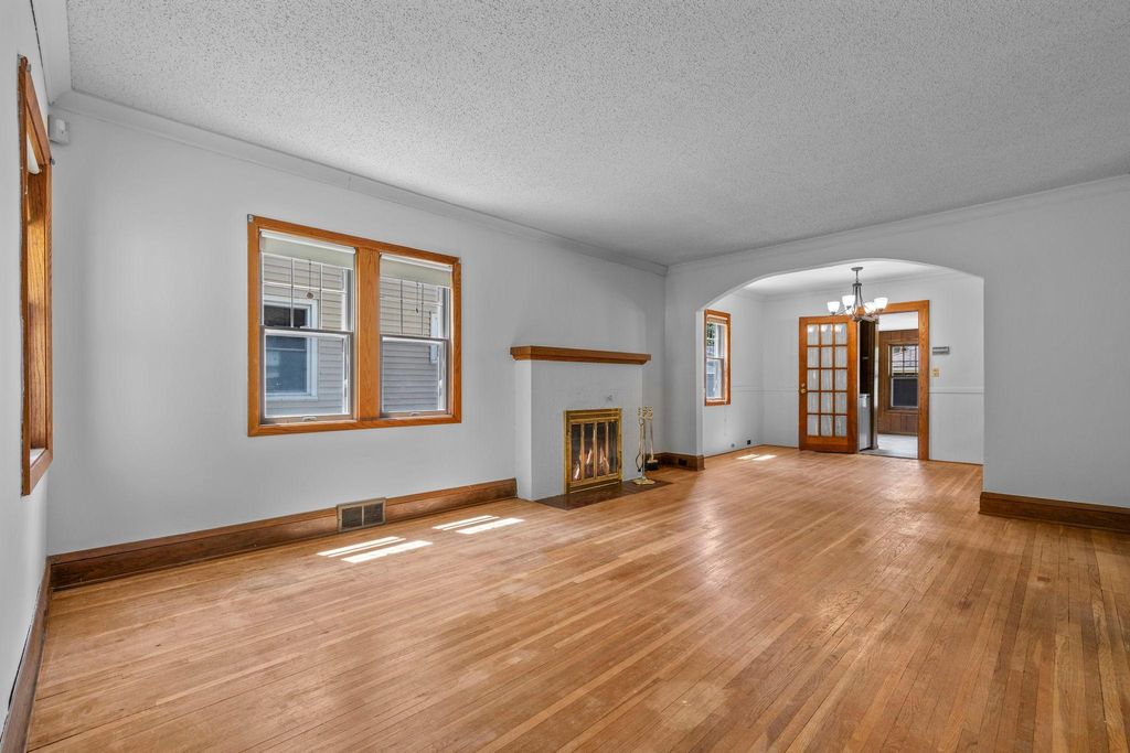 Photo of 4930 39th Avenue S, Minneapolis, MN 55417 (MLS # 7056299)