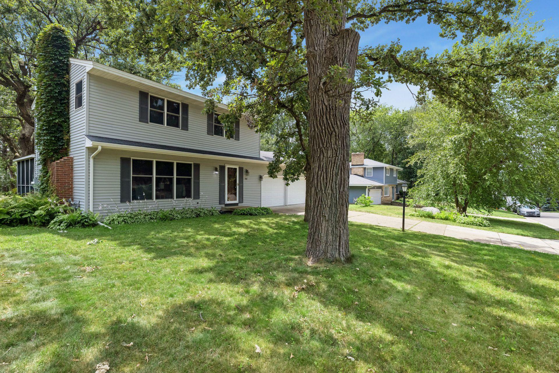 7117 Steepleview Road