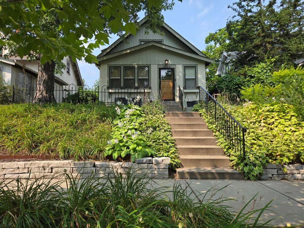 Photo of 4124 11th Avenue S, Minneapolis, MN 55407 (MLS # 7126563)
