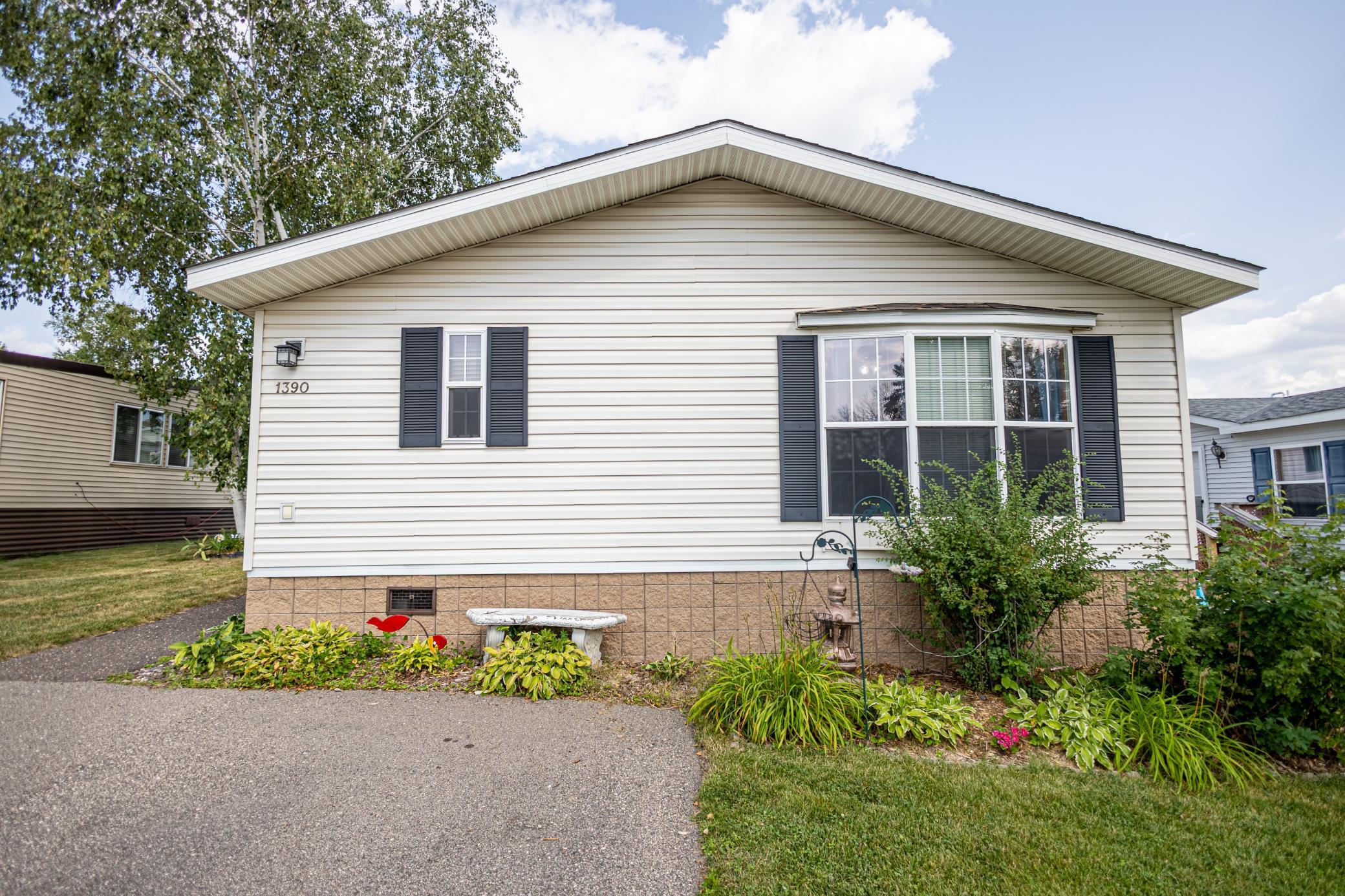 1390 Birchview Drive